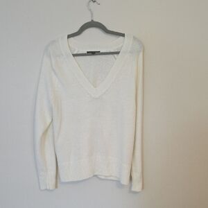 Banana Republic Off-White V-Neck Sweater